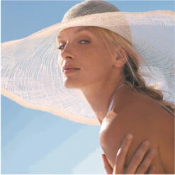 Garnier Ambre Solaire Invisible Protect Transparante Zonnebrandspray SPF 30 Aloe Vera -Verzorging Voordeel Winkel 998556 6